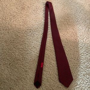 Vintage red Hermes silk tie with circle link pattern